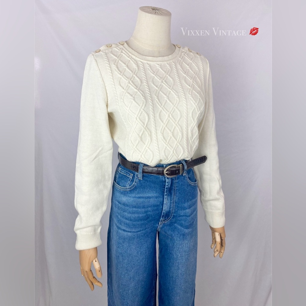 TALBOTS PETITES SOFT CABLE KNIT CREWNECK FISHERMAN SWEATER IN IVORY